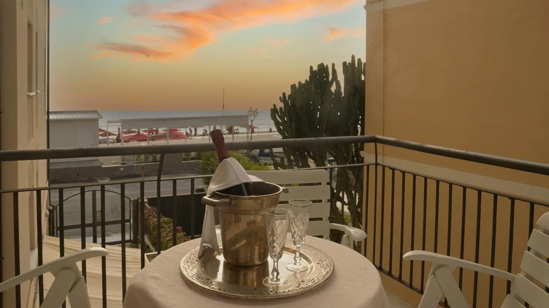 Aparthotel Residence Atlantic Alassio