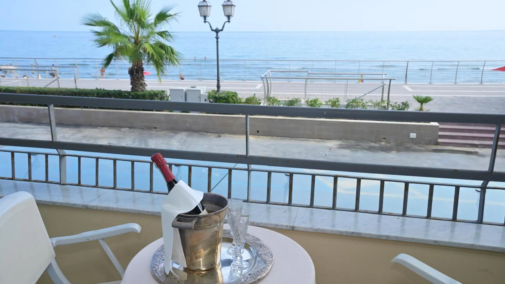 Aparthotel Residence Atlantic Alassio