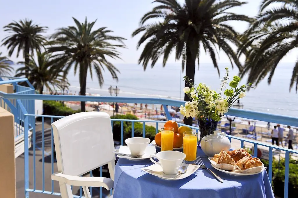 **** Aparthotel Residence Atlantic Alassio Itálie