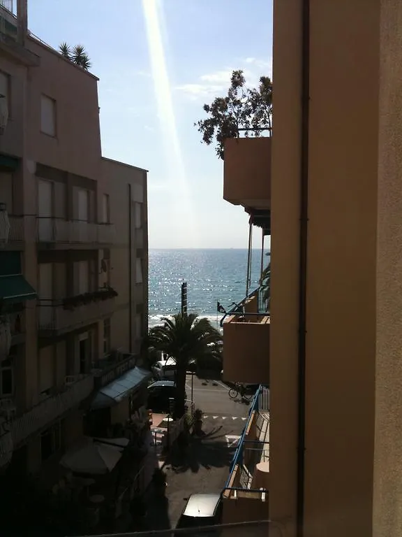 Residence Atlantic Alassio Aparthotel