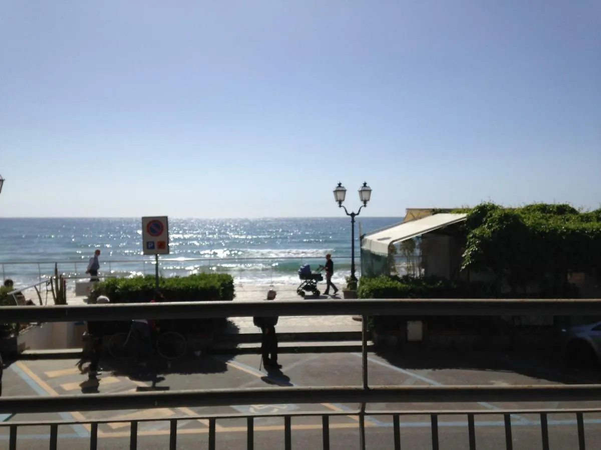 Aparthotel Residence Atlantic Alassio
